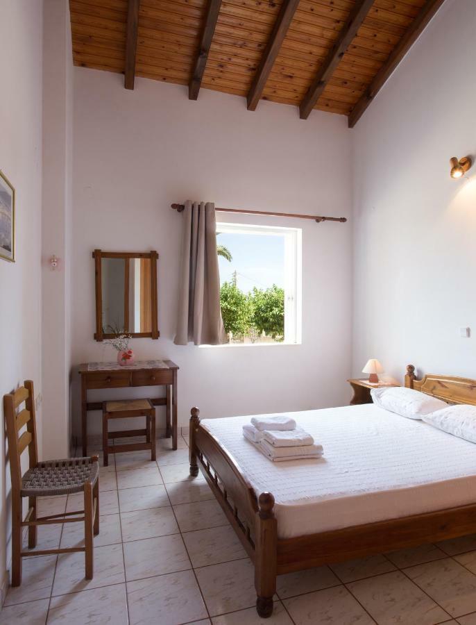 Ambelakia Studios Monemvasia Bagian luar foto