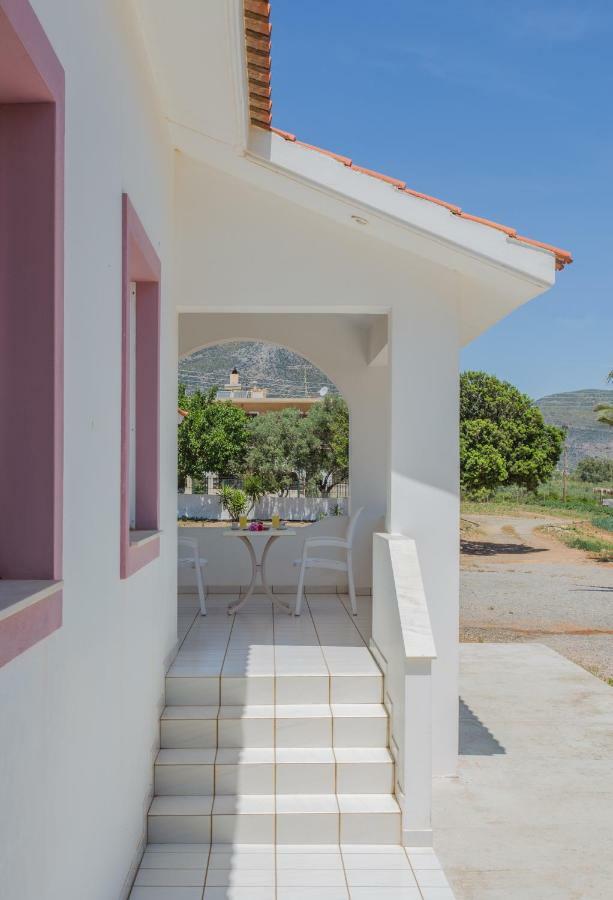 Ambelakia Studios Monemvasia Bagian luar foto